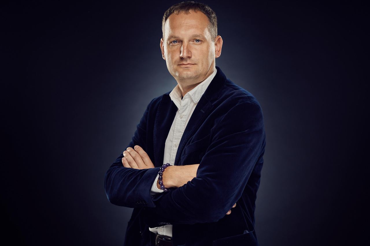 Vitaliy Dikov